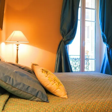 Nestor&jeeves - Palais Alice - - Very Close Sea *